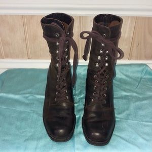 EUC Nine West size 7 brown leather granny booties